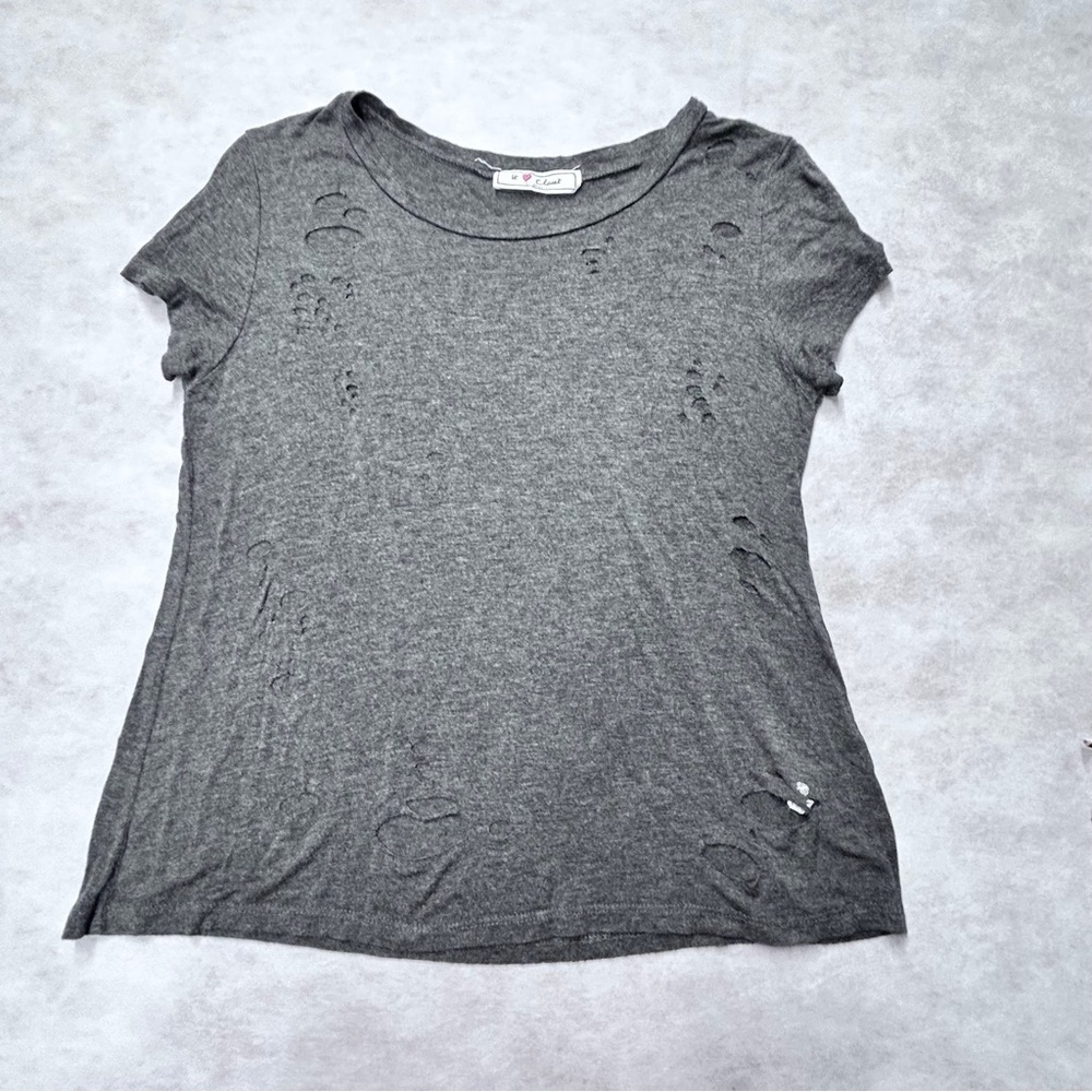 U Love Closet Distressed Gray Classic Short Sleeve Tee Small Jr.